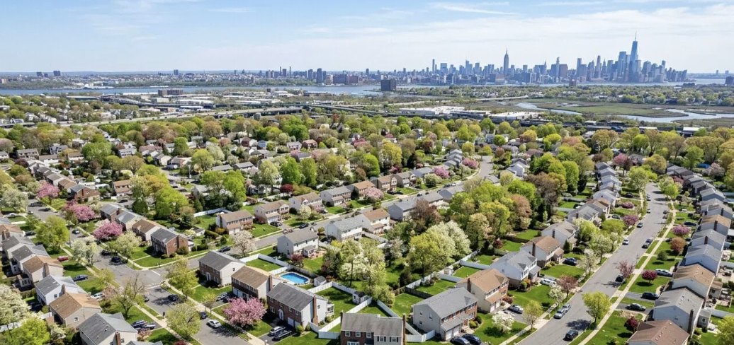 Bergen County Cap Rates: What Fort Lee, Hackensack, Teaneck, and Paramus Actually Look Like for Investors